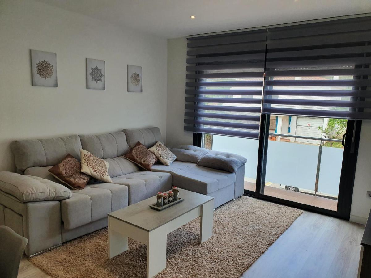 Moderno Duplex Comfort Roses Esterno foto