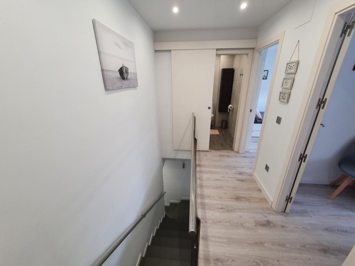 Moderno Duplex Comfort Roses Esterno foto