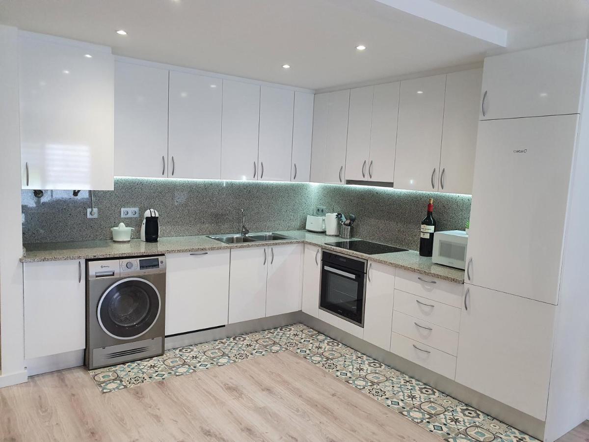 Moderno Duplex Comfort Roses Esterno foto